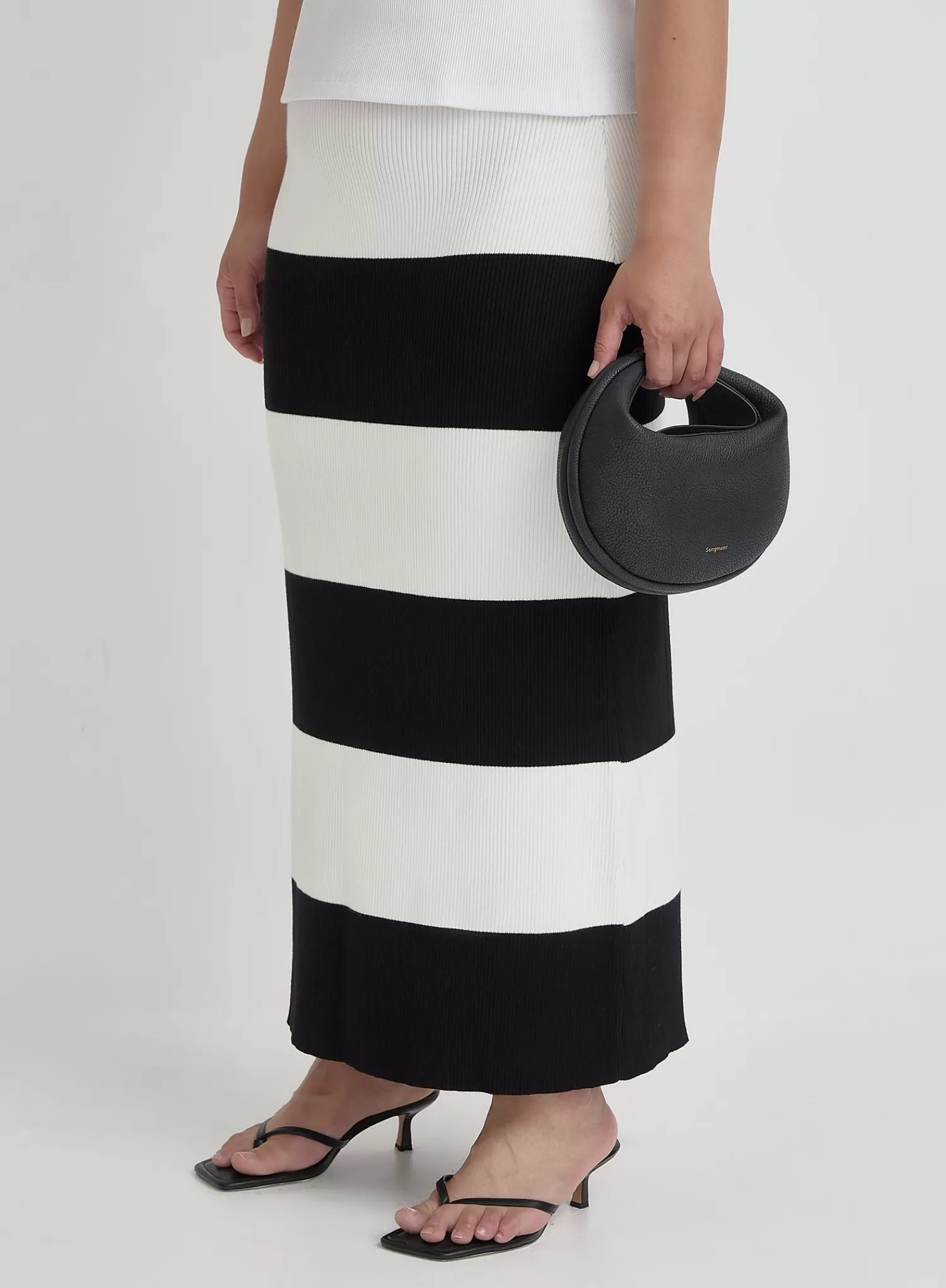 Black And Cream Plus Size Stripe Knitted Maxi Skirt- Jacqueline-4th & Reckless Outlet
