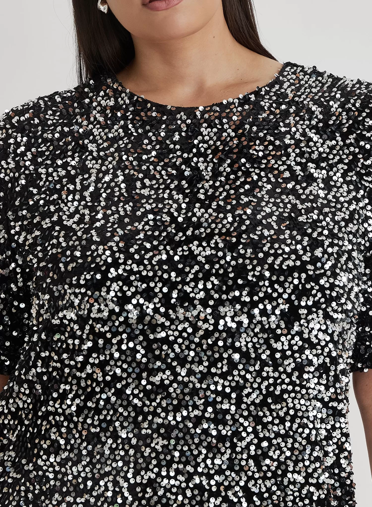 Black Curve Open Back Sequin T-Shirt Dress- Marca-4th & Reckless Flash Sale