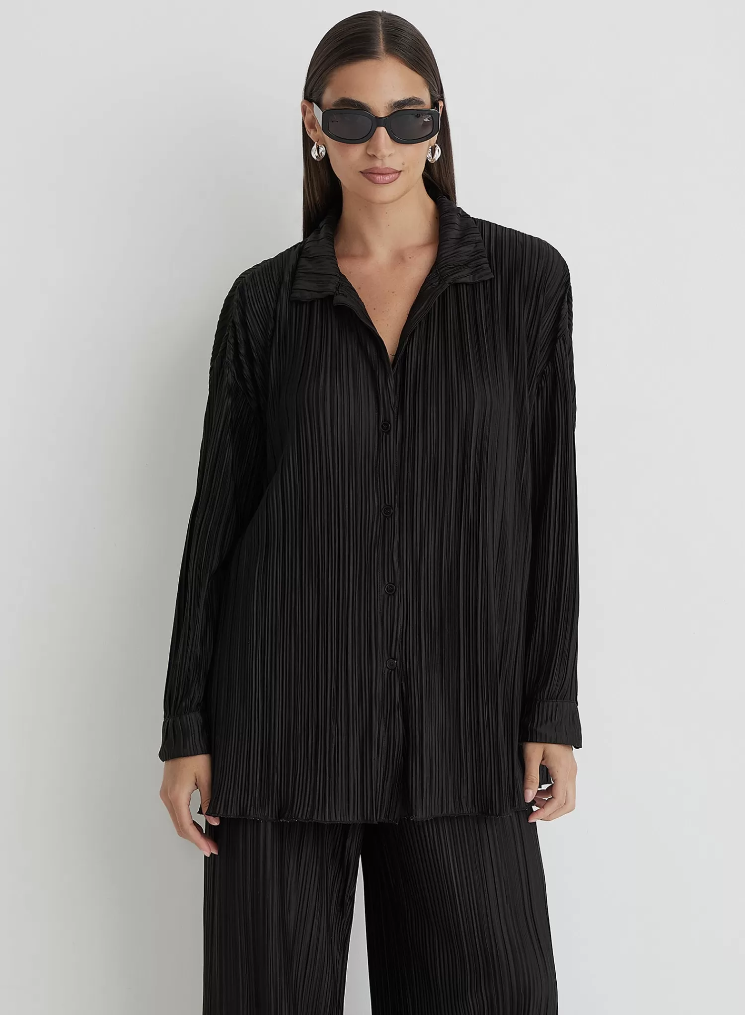 Black Plisse Shirt - Palais-4th & Reckless Sale