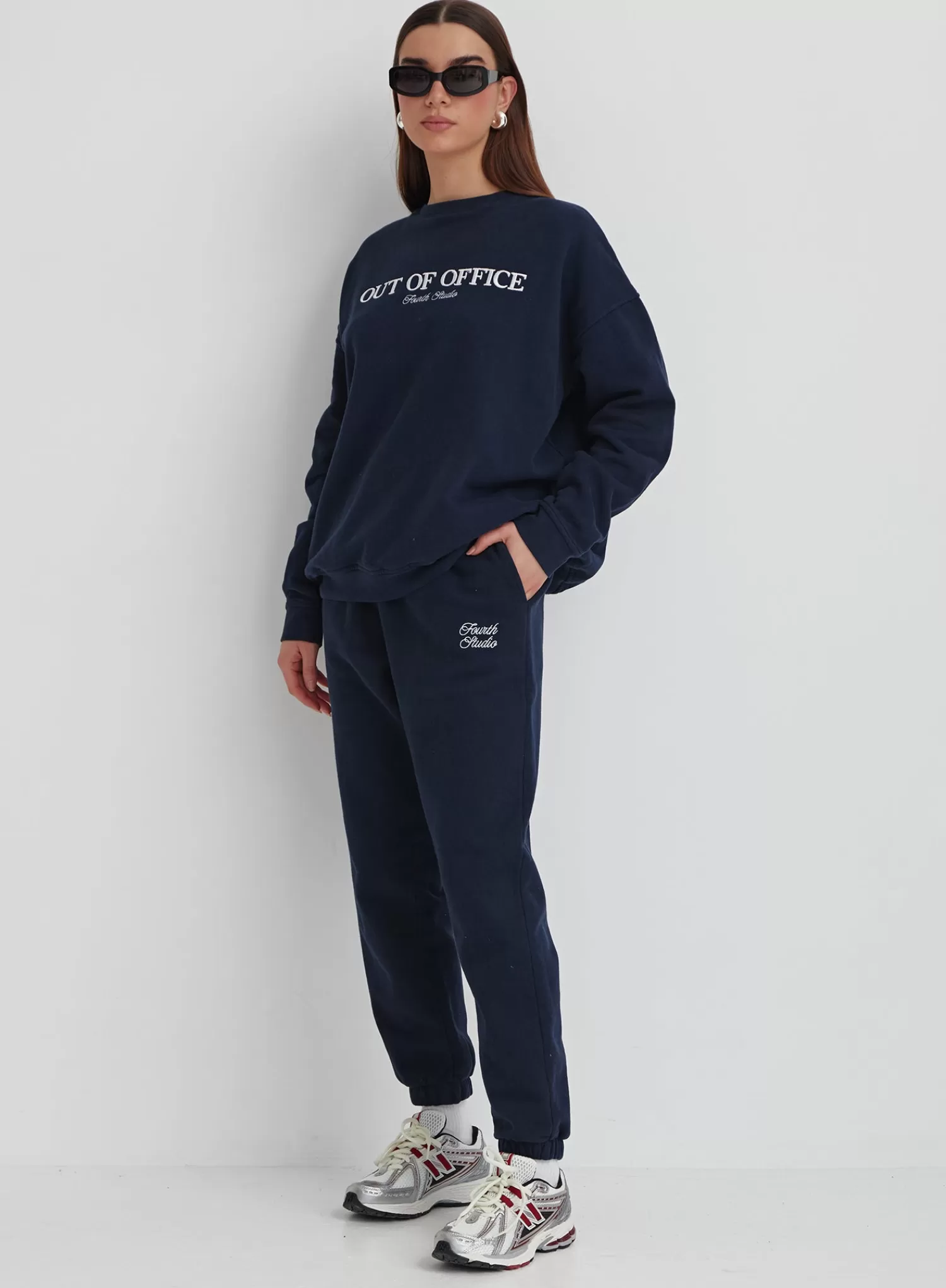 Navy Fourth Studio Branded Cuffed Jogger – Parker-4th & Reckless Store