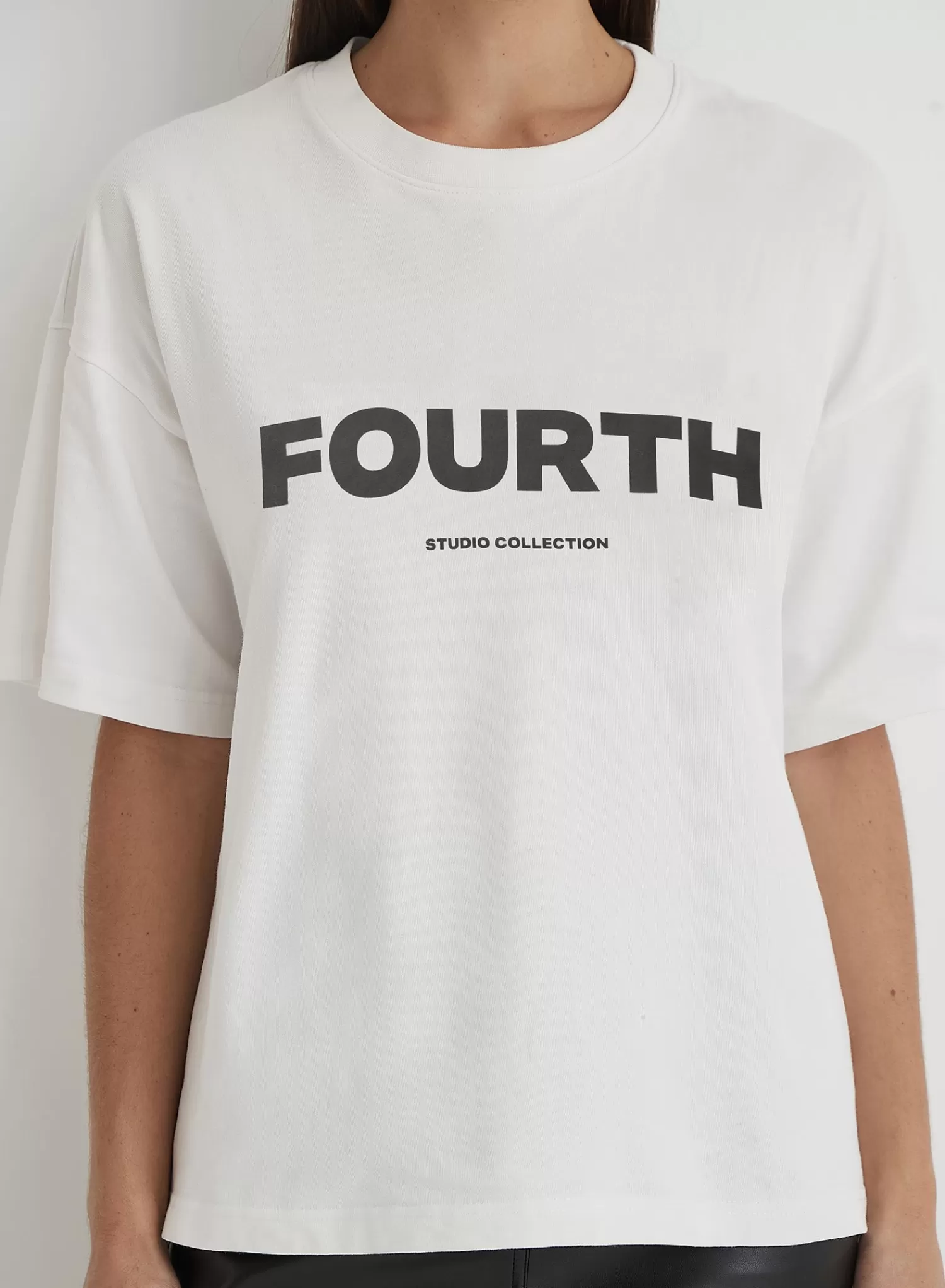 White Fourth Branded Oversized T-Shirt- Hannah-4th & Reckless Best